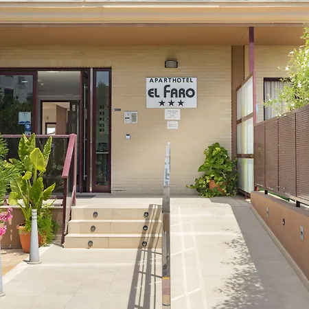 Aparthotel El Faro-3